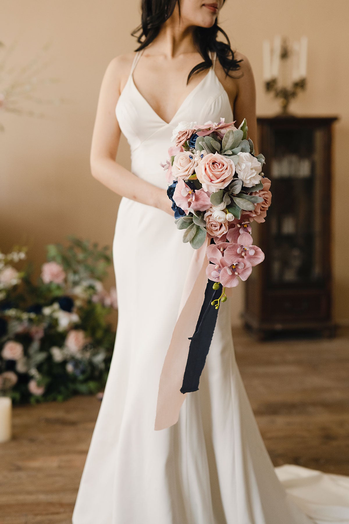 Small Cascade Bridal Bouquet in Dusty Rose & Navy – Ling's Moment