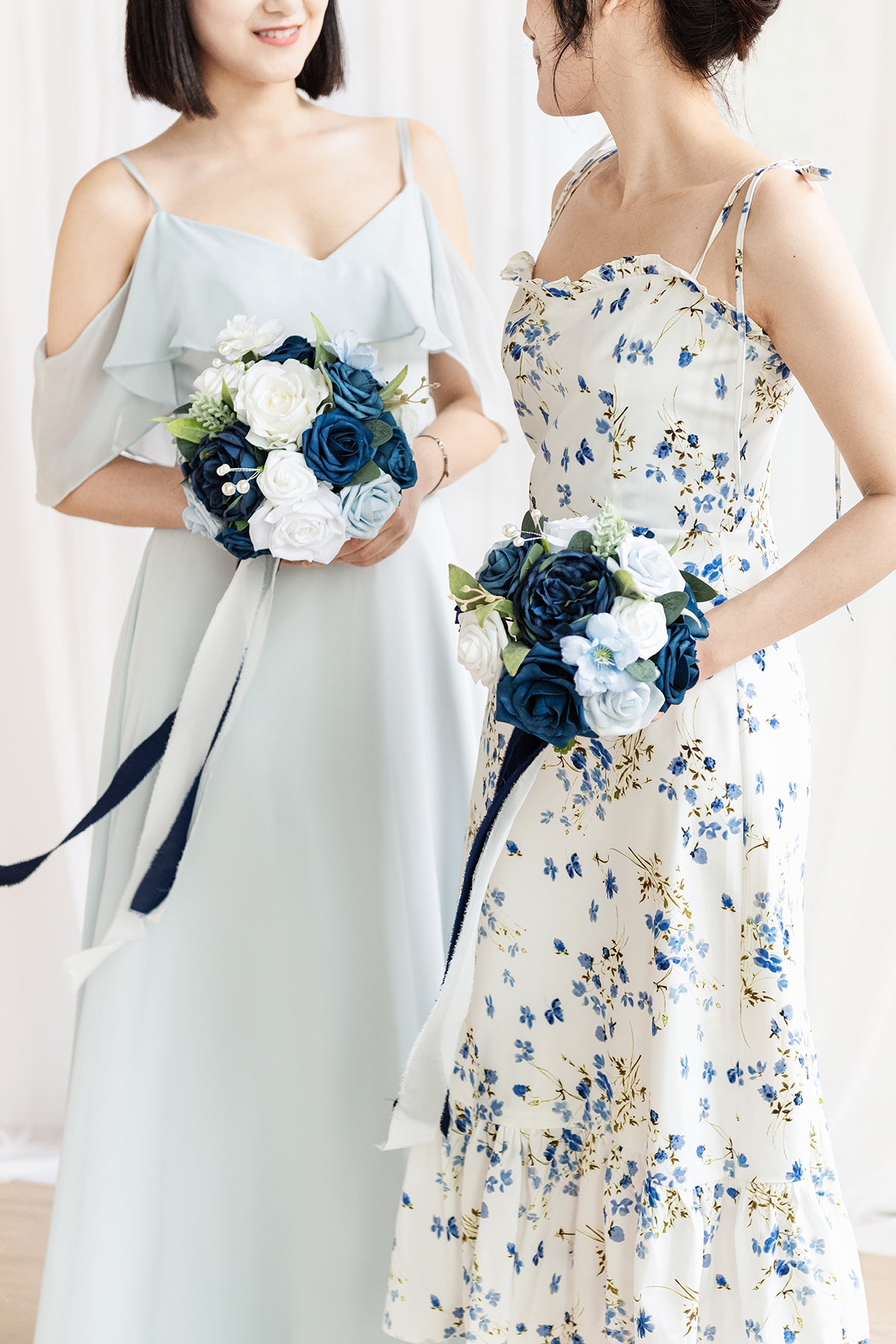 Bridesmaid Bouquet in Noble Navy Blue