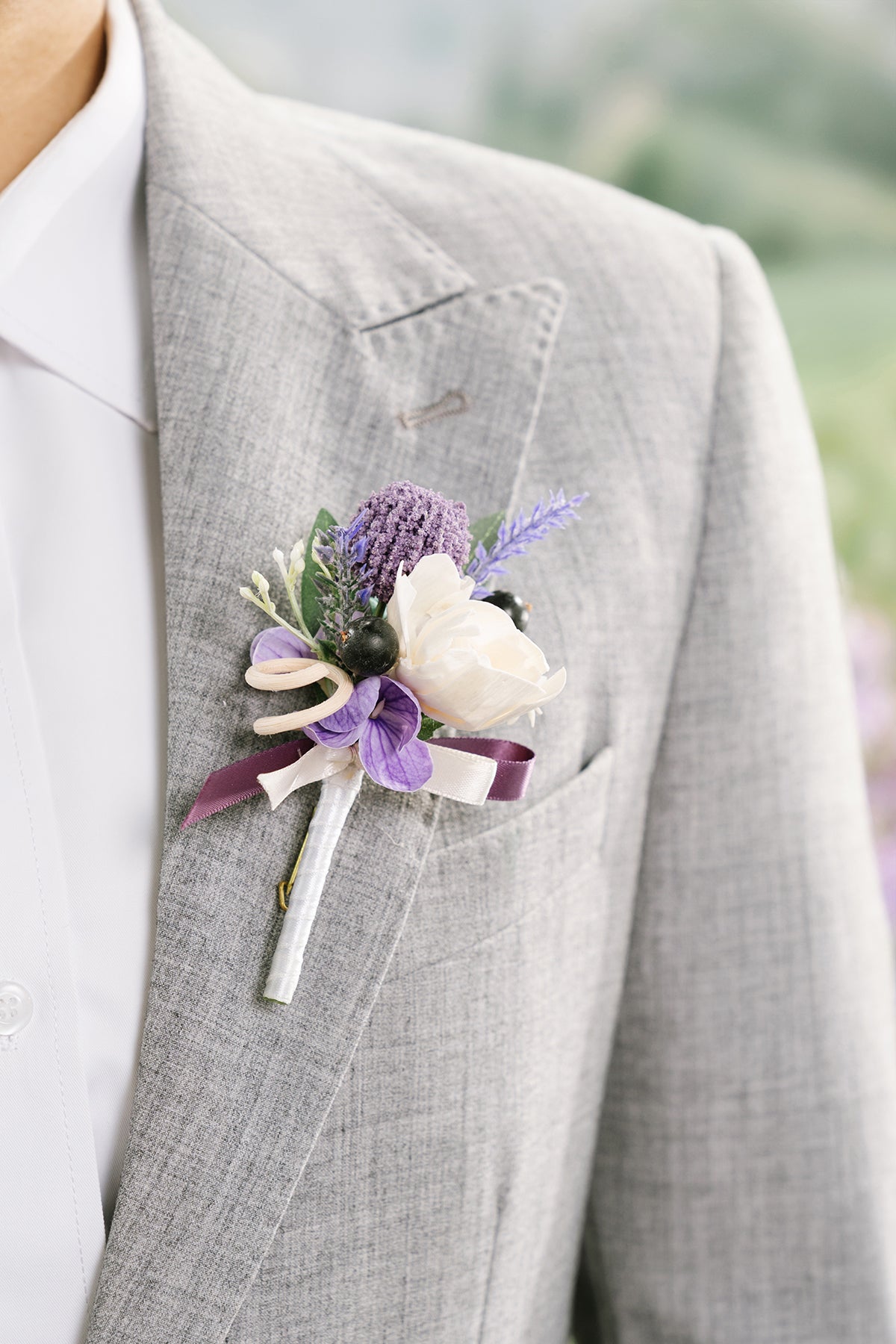 Boutonnieres in French Lavender & Plum