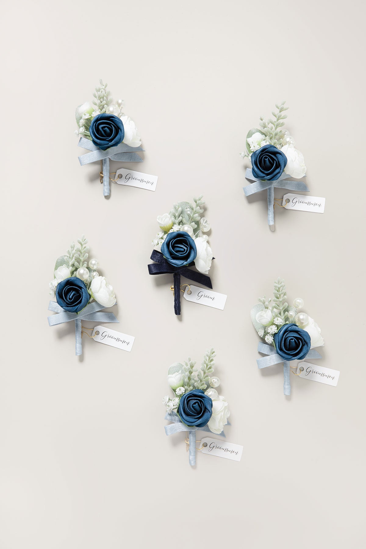 Boutonnieres in Noble Navy Blue