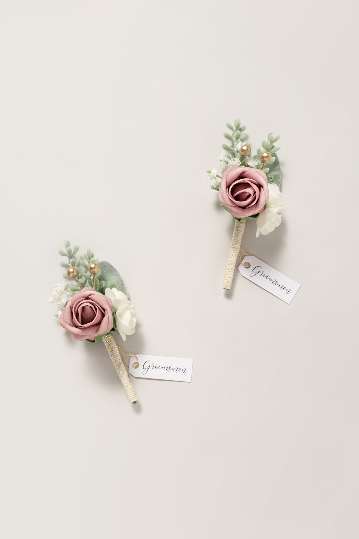 Boutonnieres in Dusty Rose & Cream