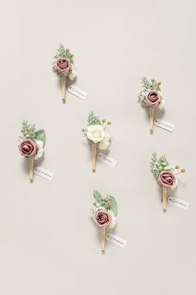 Boutonnieres in Dusty Rose & Cream