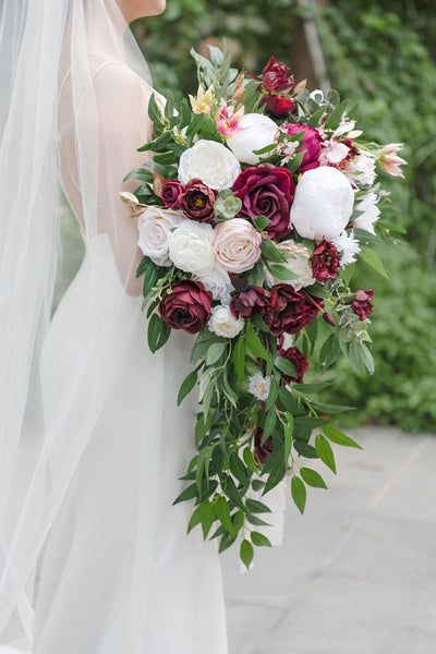 DIY Supporting Flower Boxes in Romantic Marsala