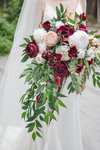 DIY Supporting Flower Boxes in Romantic Marsala