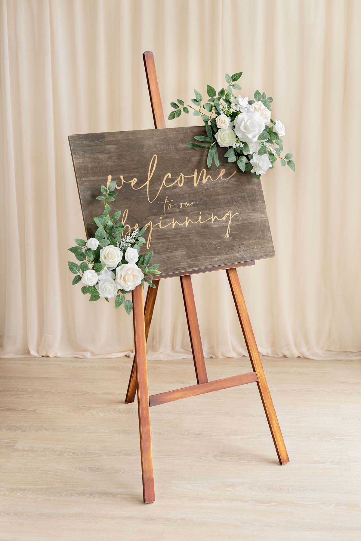 Dual Flower Design Sign Decor in White & Sage