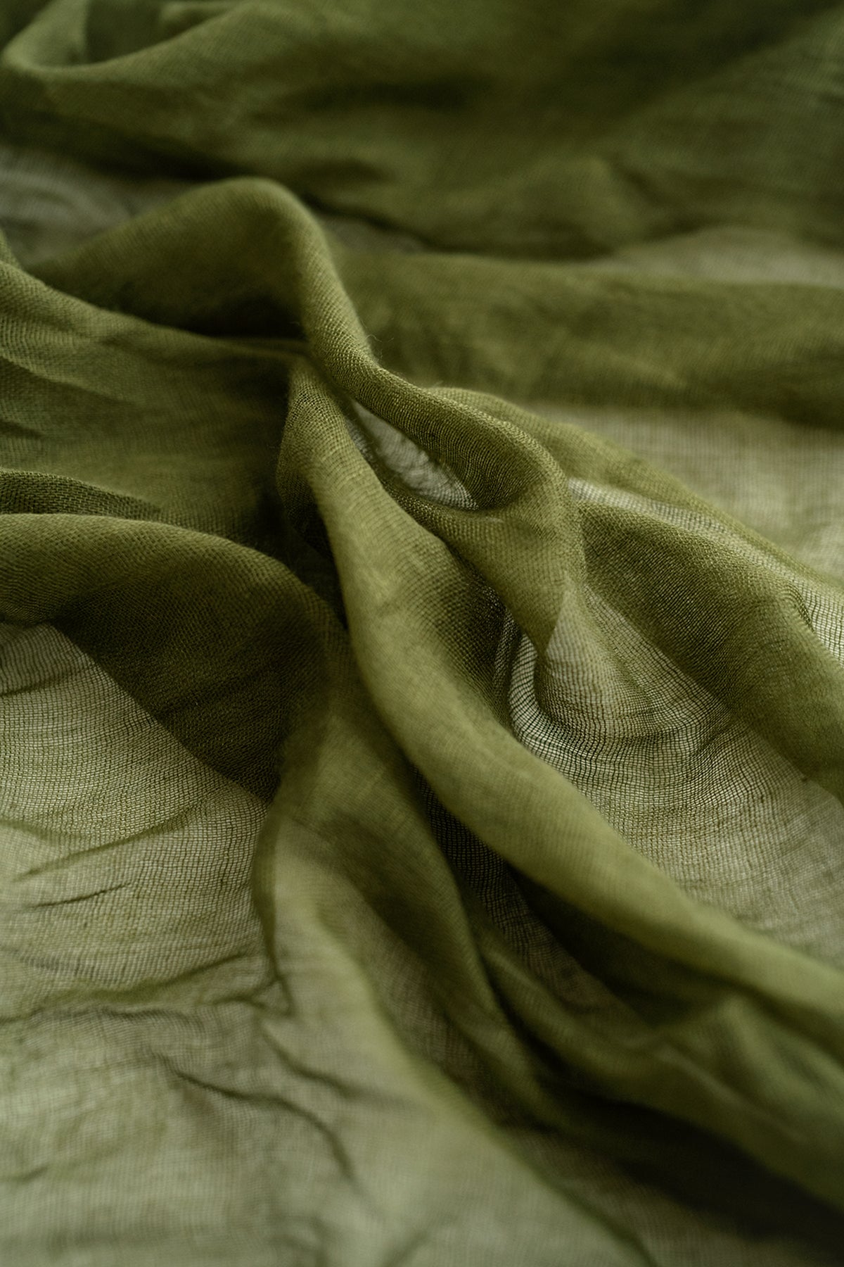 Table linens in White & Sage