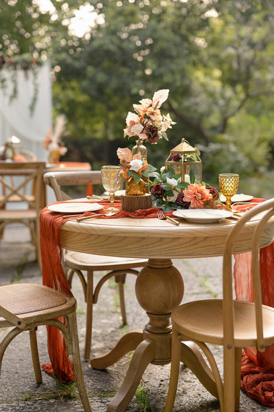 Table Linens in Orange Colors