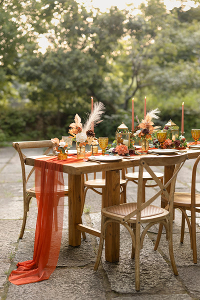 Table Linens in Orange Colors