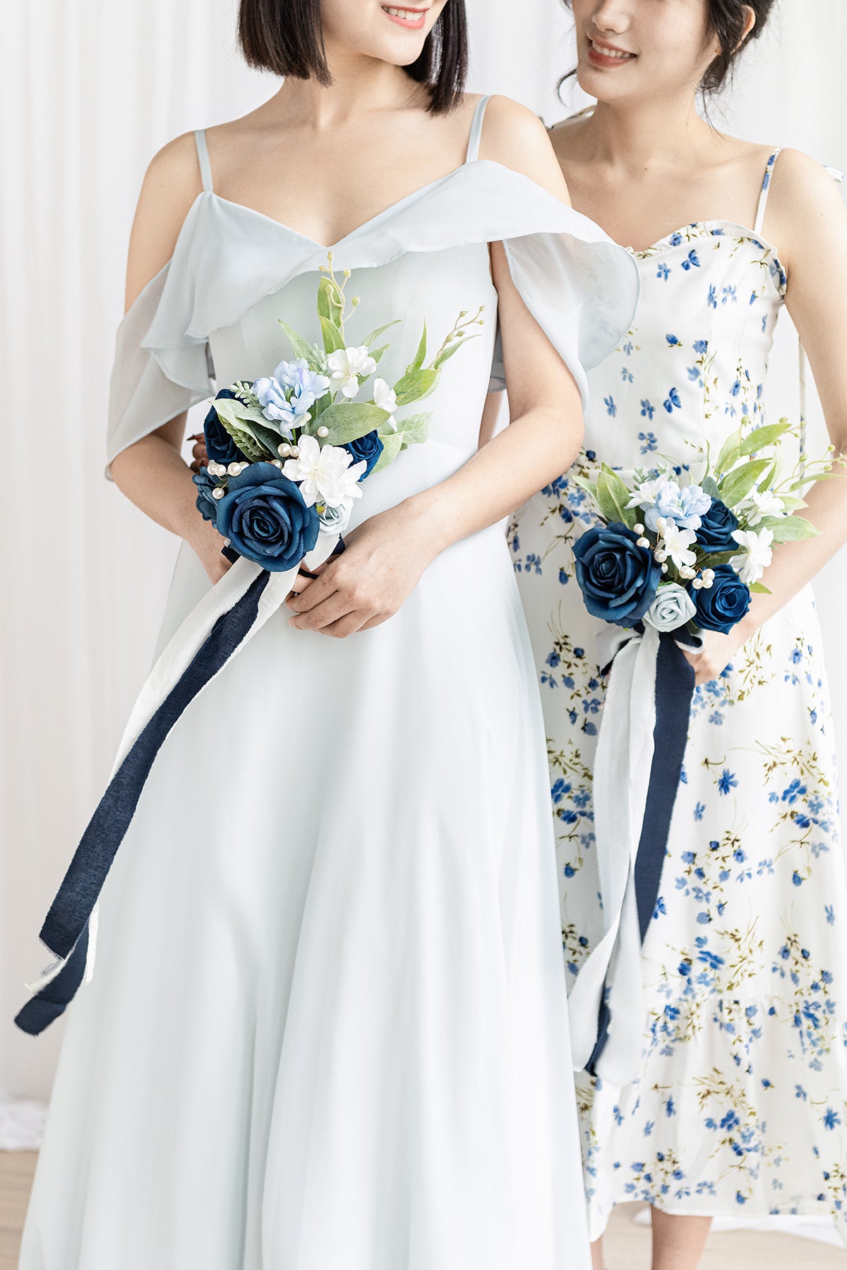 Bridesmaid Posy in Noble Navy Blue