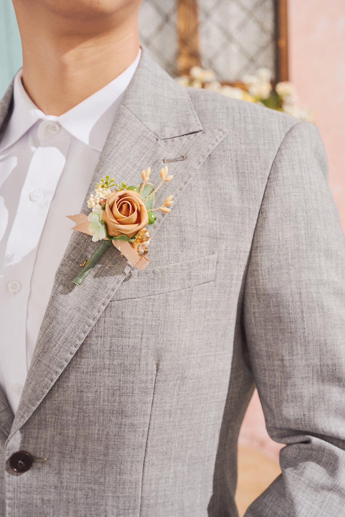 Boutonnieres in Sunny Peach & Apricot