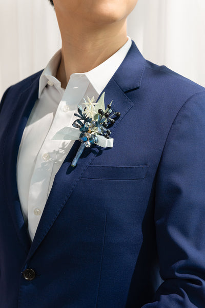 Boutonnieres in Dusty Blue & Navy