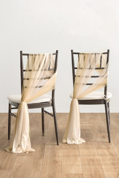 Aisle & Chair Decor Set in White & Beige