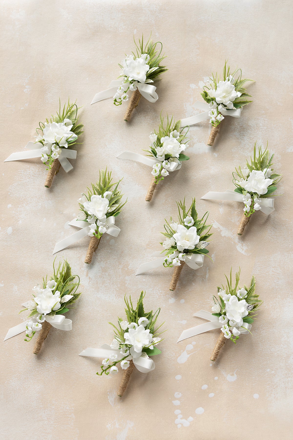 Boutonnieres for Guests in May Lily & Olive