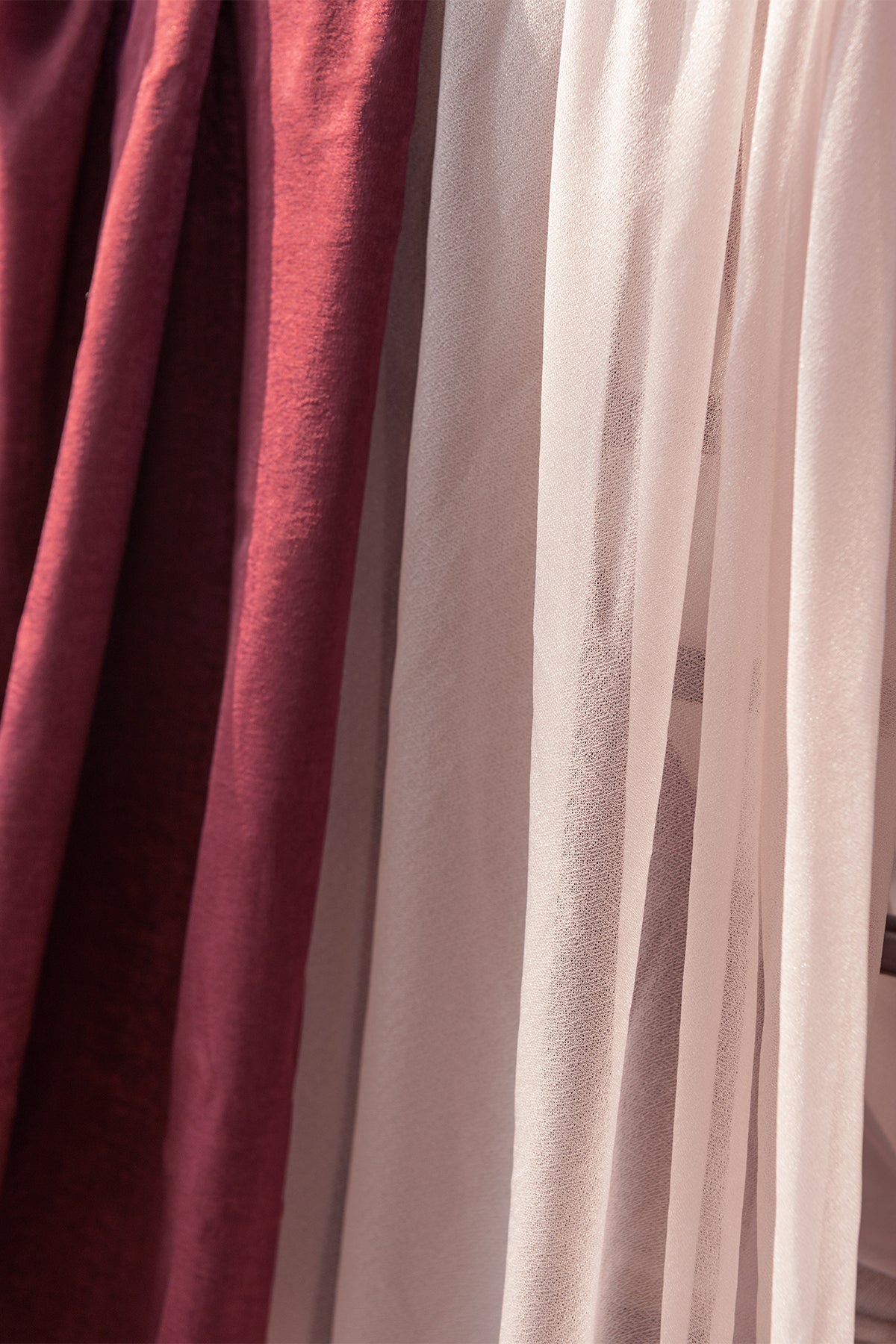 Tablecloth & Table Runner in Burgundy & Dusty Rose