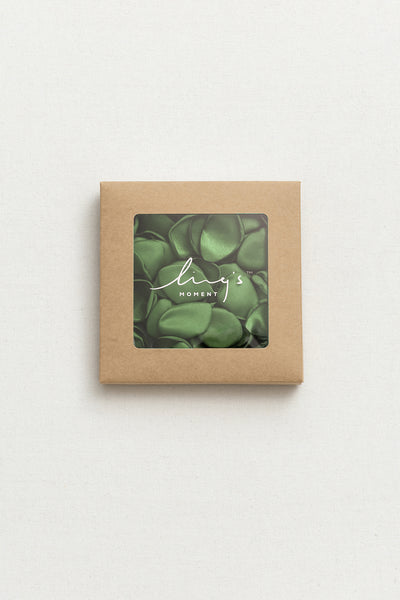 Silk Rose Petals in May Lily & Olive