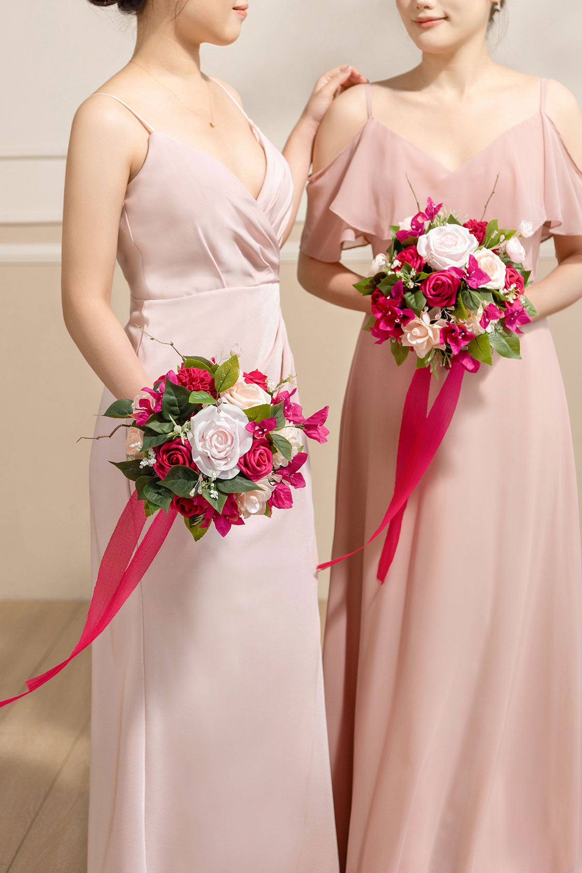 Bridesmaid Bouquets in Blush & Pink