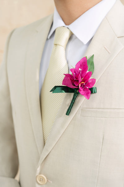 Boutonnieres for Guests in Blush & Pink