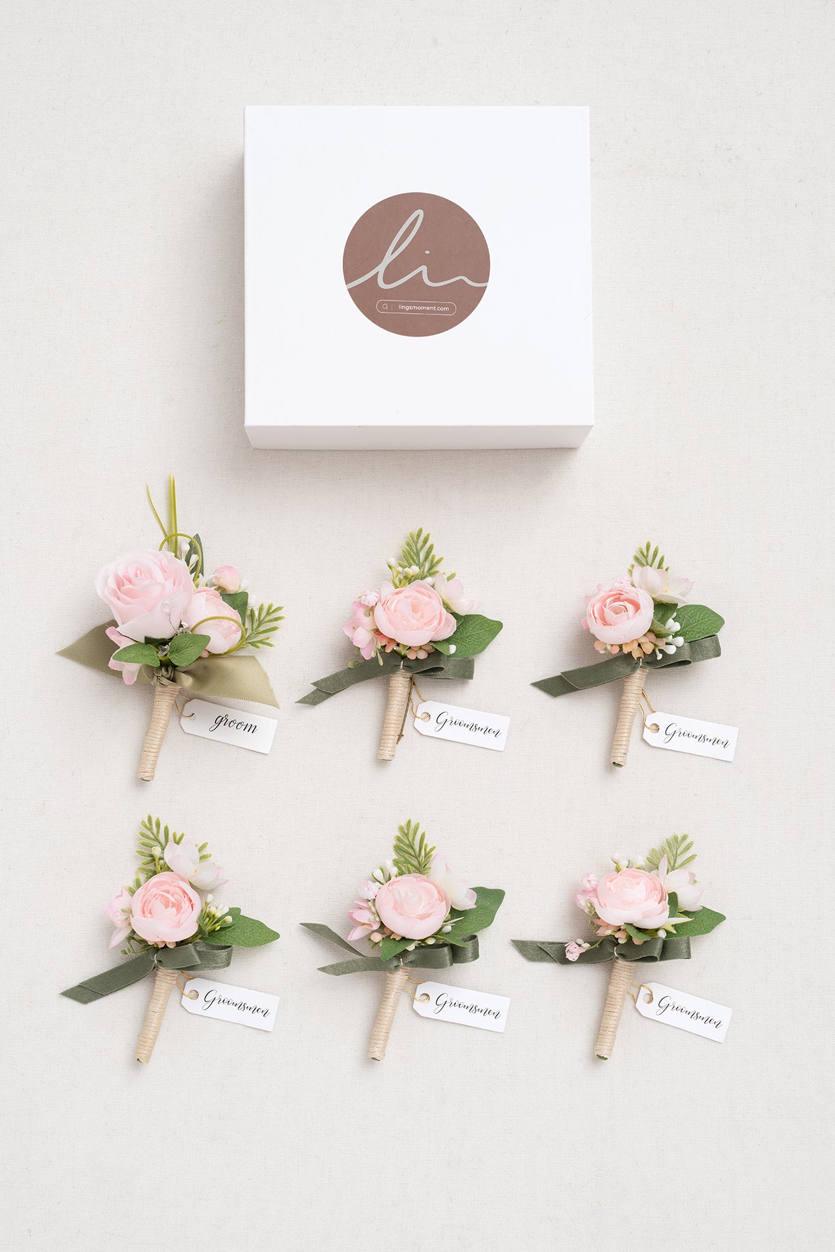 Boutonnieres in Blush & Cream