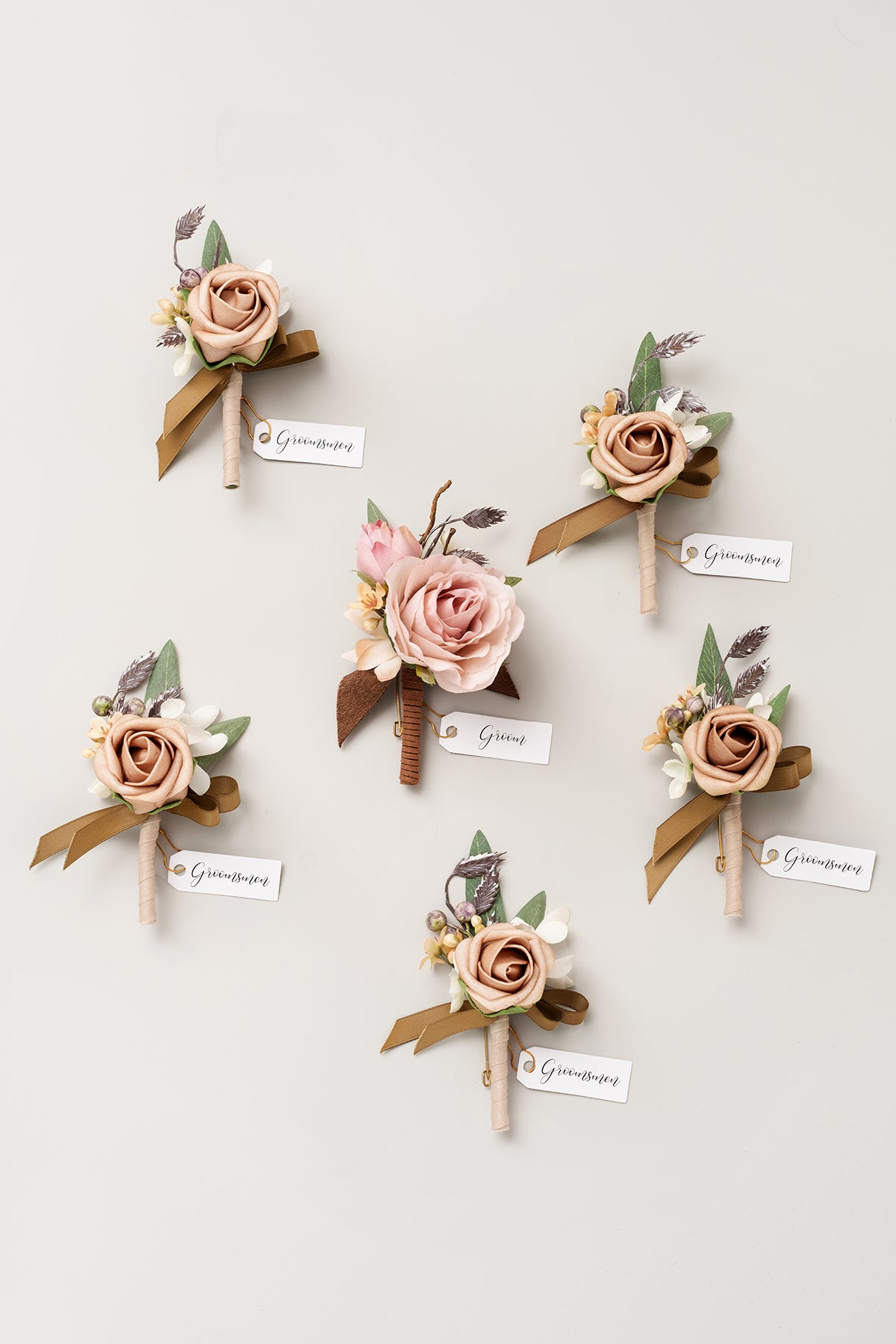 Boutonnieres in Dusty Rose & Cream