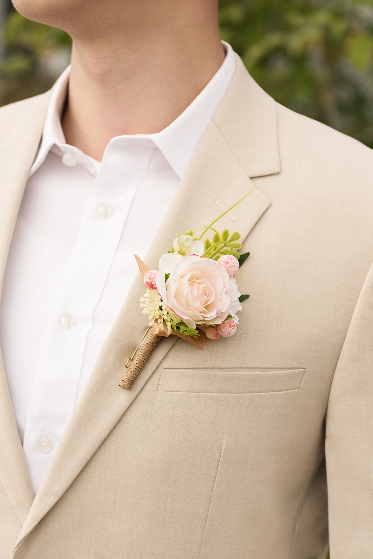 Boutonnieres in Garden Blush