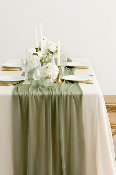 Table Linens in Champagne Christmas