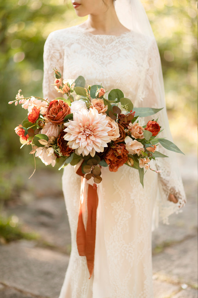 Custom Bridal Bouquet – Hollywood's Bridal