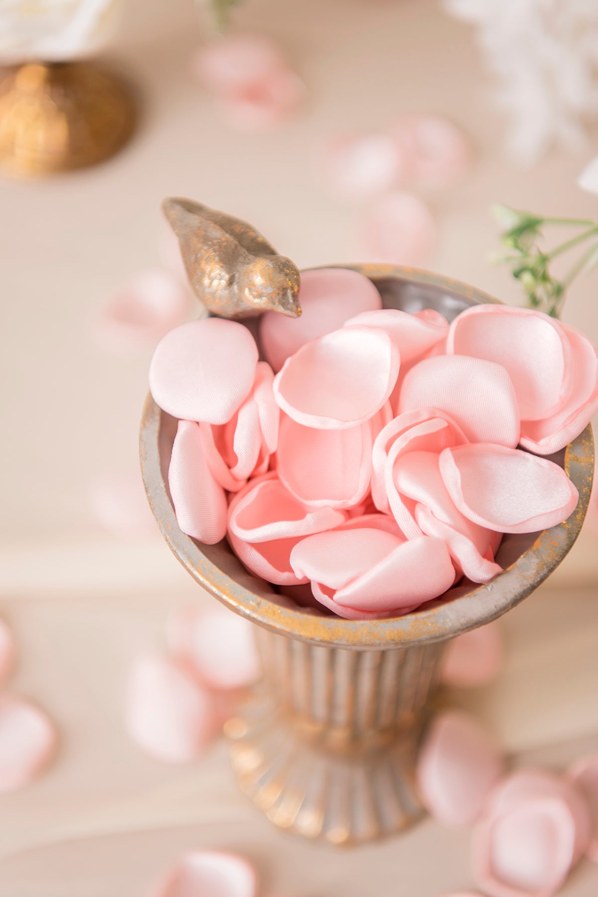  ATFL 0.9 Pound Pink Rose Petals, 5000 Pcs Rose Petals for  Romantic Night for Her Set,Fake Pink Flower Petals for Wedding  Decorations,Fake Silk Rose Petals for Will You Marry Me 